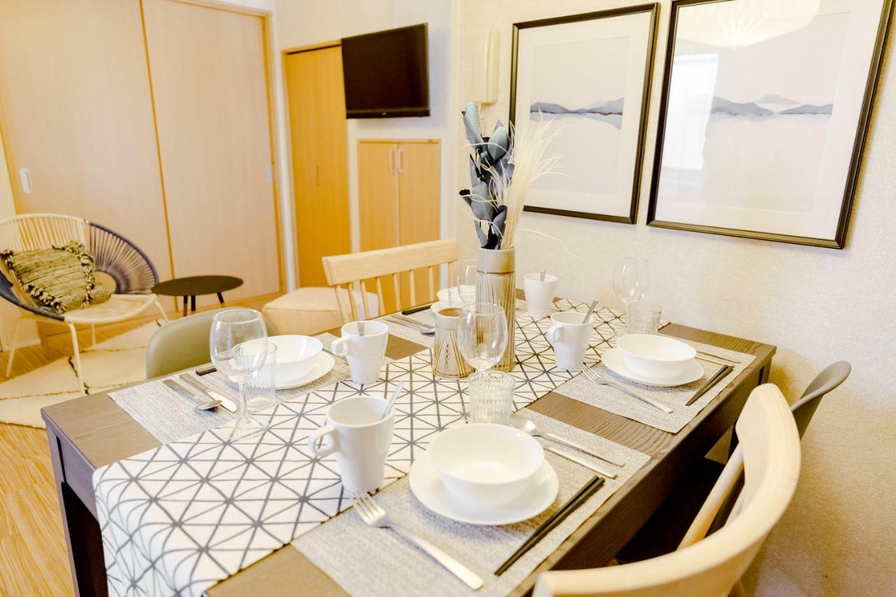 Ritz Place Nishikujo Осака Экстерьер фото